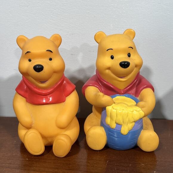 Vintage Disney Winnie The Pooh Squeak Bathwater Squirt Toys 4.5” Honey Pot Lot - Picture 2 of 6